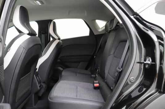 Renault Captur 1.3 141 PK MHEV Aut. Intens