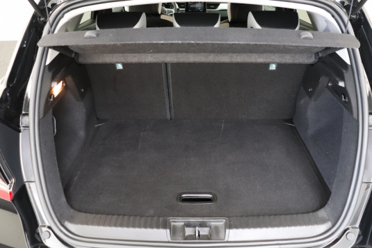 Renault Captur 1.3 141 PK MHEV Aut. Intens