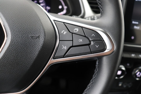 Renault Captur 1.3 141 PK MHEV Aut. Intens