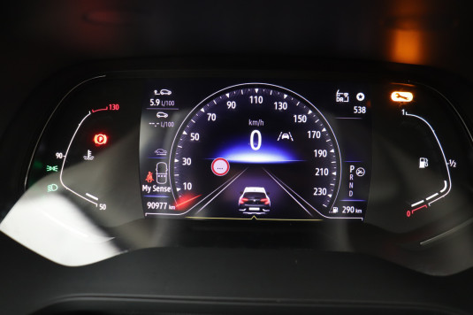 Renault Captur 1.3 141 PK MHEV Aut. Intens