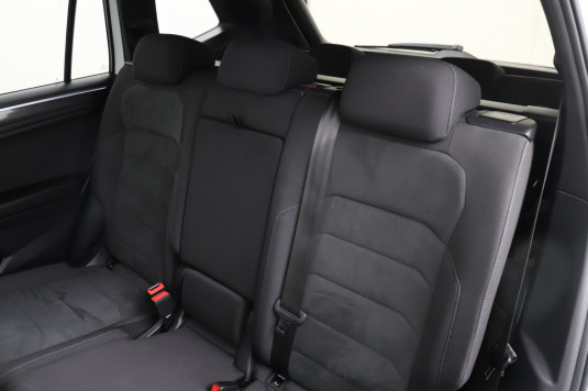 Volkswagen Tiguan Allspace 2.0 TDI 150PK Aut. Highline R-Line 7P.