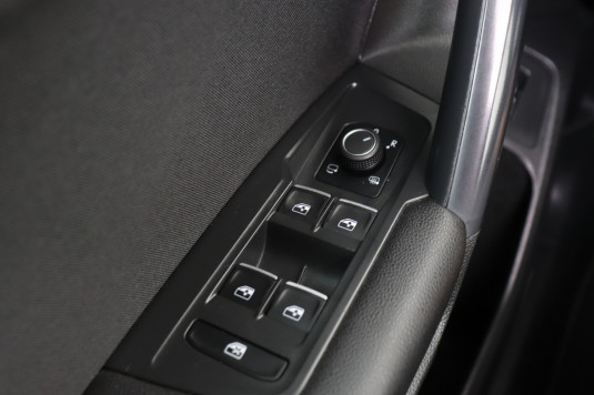 Volkswagen Tiguan Allspace 2.0 TDI 150PK Aut. Highline R-Line 7P.