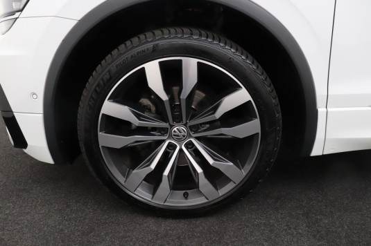 Volkswagen Tiguan Allspace 2.0 TDI 150PK Aut. Highline R-Line 7P.